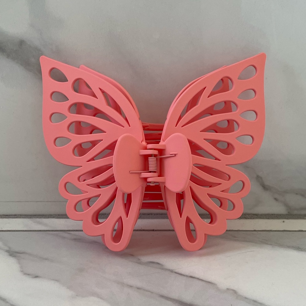 Butterfly hair clip, it is 12cm high and 14cm width